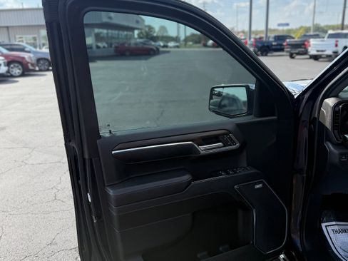 Used 2023 GMC Sierra 1500 SLT w/ SLT Premium Package image 15