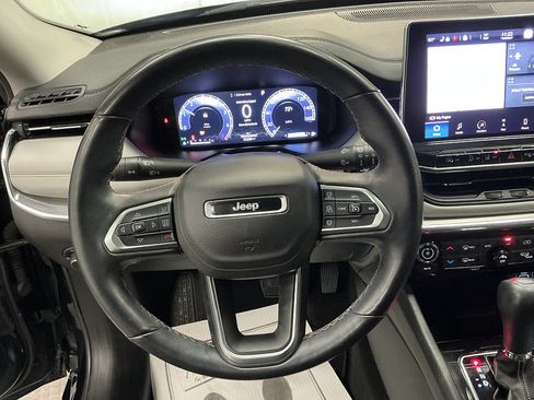 Used 2022 Jeep Compass Limited w/ Elite Group AWD/4WD image 12