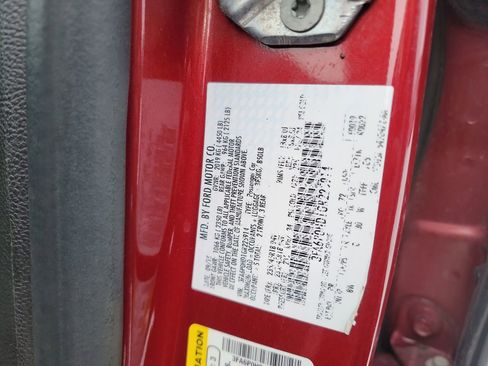 Used 2016 Ford Fusion SE w/ Equipment Group 202A image 23