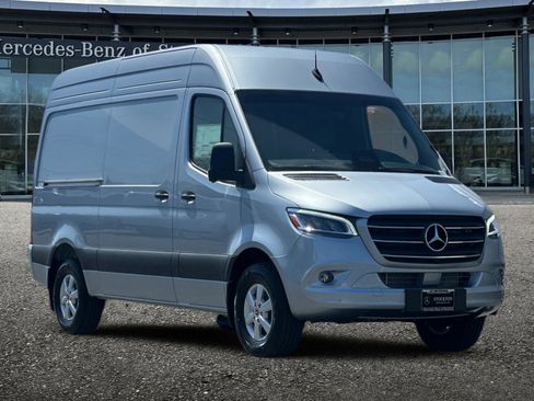 New 2025 Mercedes-Benz Sprinter 2500 image 2