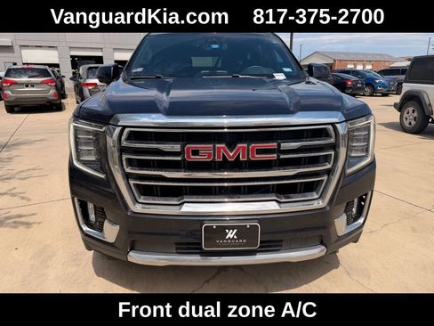 Used 2023 GMC Yukon SLT AWD/4WD image 7