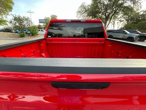 Used 2025 Chevrolet Silverado 1500 LT image 25