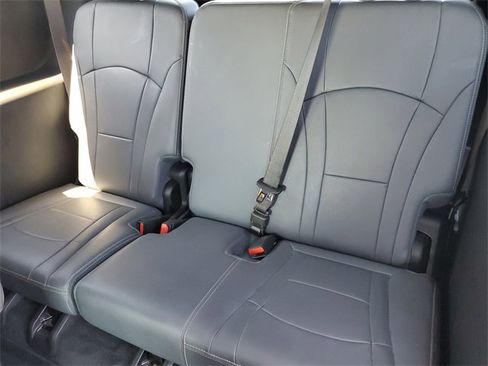 Used 2023 Buick Enclave Premium w/ Experience Buick Package image 24