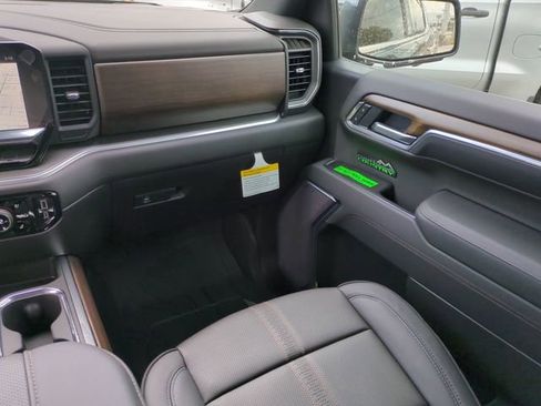 New 2026 Chevrolet Silverado 1500 High Country AWD/4WD image 16
