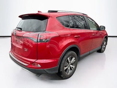 Used 2016 Toyota RAV4 XLE image 7