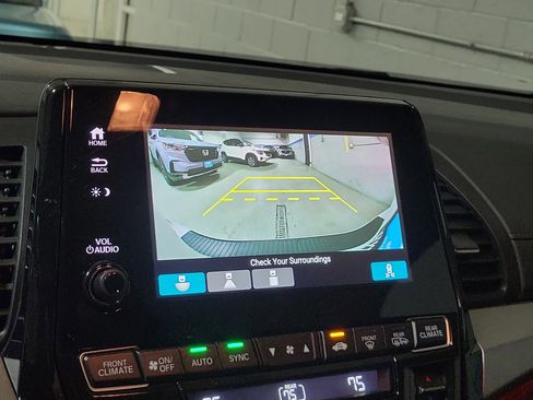 Certified 2023 Honda Odyssey Sport image 29