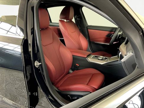 New 2025 BMW 330i xDrive Sedan w/ Premium Package image 14