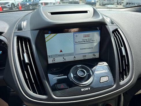 Used 2018 Ford Escape Titanium AWD/4WD image 23