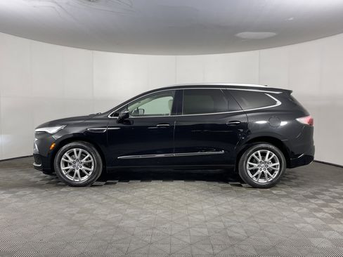 Used 2023 Buick Enclave Premium w/ Experience Buick Package image 3
