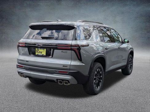 New 2026 Chevrolet Traverse Z71 w/ Driver Confidence Package AWD/4WD image 4