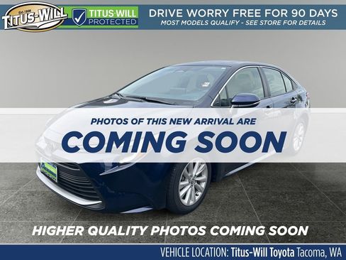 Used 2026 Toyota Corolla XLE image 2