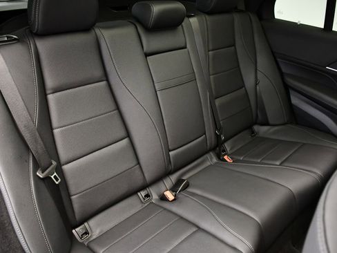 Used 2025 Mercedes-Benz GLE 350 GLE 350 image 57