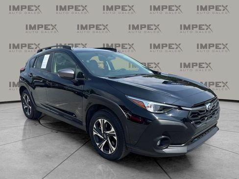 Used 2024 Subaru Crosstrek 2.0i Premium AWD/4WD image 4