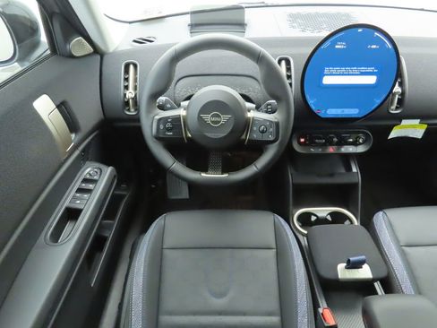 Used 2025 MINI Cooper Countryman S image 11