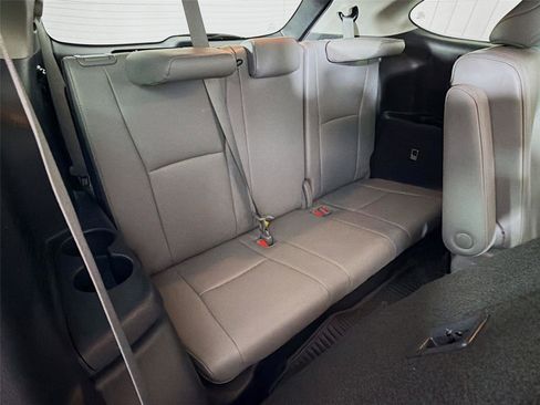 Used 2023 Toyota Highlander Limited AWD/4WD image 27