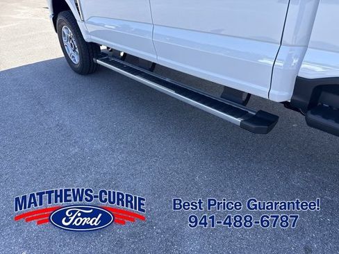 New 2026 Ford F250 XLT w/ FX4 Off-Road Package AWD/4WD image 15