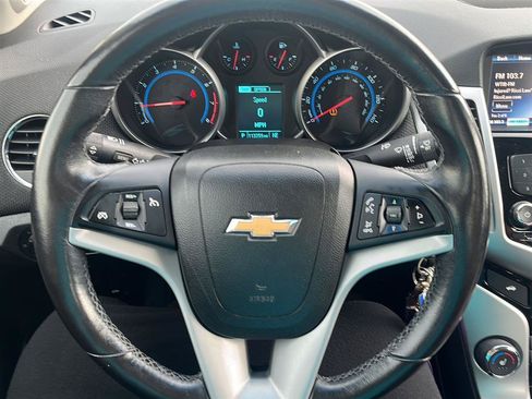 Used 2015 Chevrolet Cruze LT FWD image 13