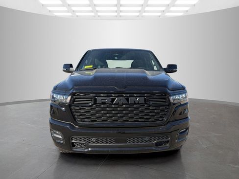 New 2026 RAM 1500 4x4 Crew Cab image 8