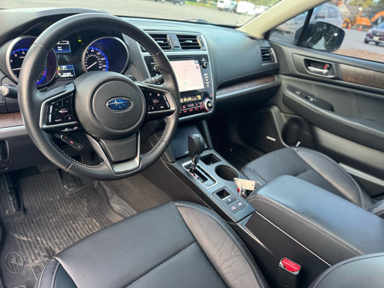 Used 2018 Subaru Outback 2.5i Limited AWD/4WD image 11