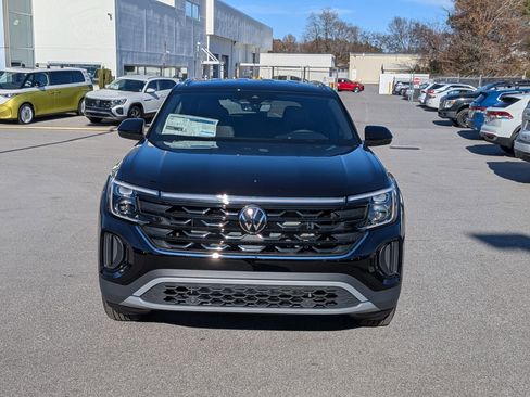 New 2026 Volkswagen Atlas Cross Sport SE image 8
