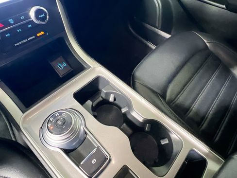 Used 2023 Ford Edge SEL image 26