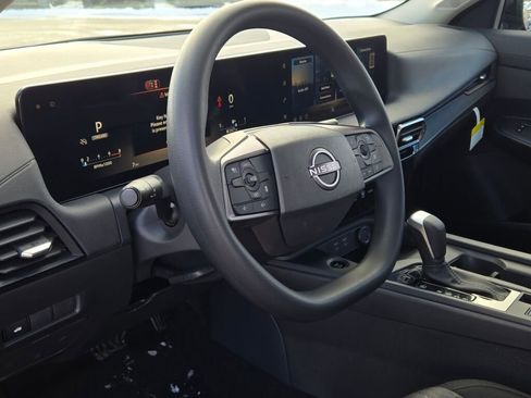 New 2026 Nissan Sentra SV w/ Floor Mat Package FWD image 21