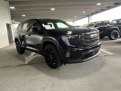 Used 2024 GMC Acadia Elevation FWD image 6