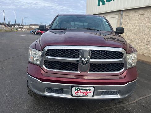 Used 2018 RAM 1500 Classic SLT image 3