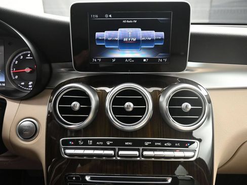 Used 2016 Mercedes-Benz GLC 300 4MATIC image 11