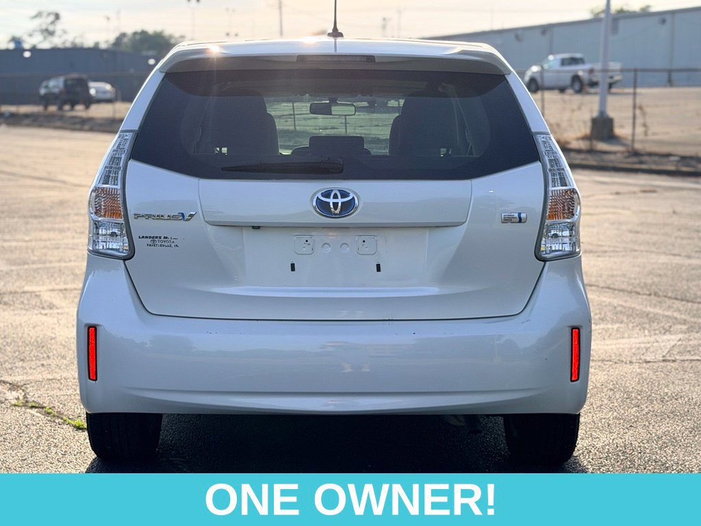 Used 2014 Toyota Prius V Three FWD image 7