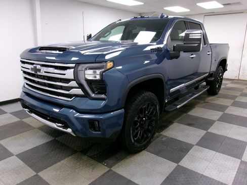 New 2026 Chevrolet Silverado 2500 High Country w/ Technology Package image 16