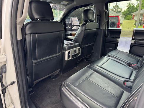 Used 2018 Ford F150 Lariat w/ Equipment Group 502A Luxury AWD/4WD image 13