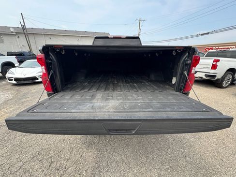 Used 2022 Chevrolet Silverado 2500 Custom w/ Custom Value Package AWD/4WD image 30