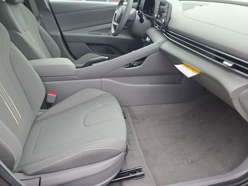 New 2026 Hyundai Elantra Sport FWD image 22