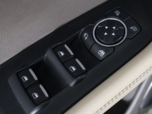 Used 2022 Lincoln Nautilus Reserve image 44