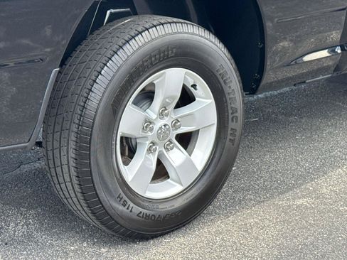 Used 2021 RAM 1500 Classic SLT AWD/4WD image 8