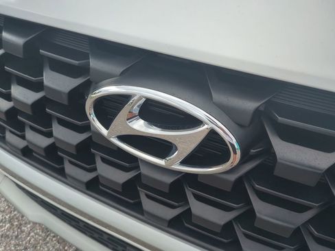 Used 2023 Hyundai Santa Fe SEL FWD image 13