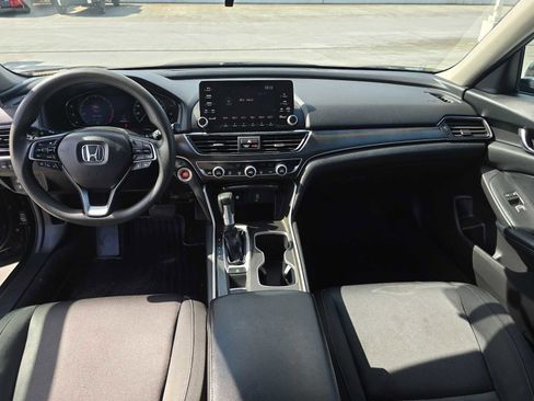 Used 2018 Honda Accord LX image 18