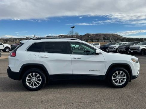 Used 2019 Jeep Cherokee Latitude w/ Popular Appearance Group image 6