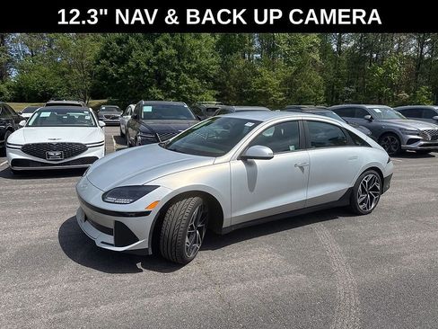 Used 2024 Hyundai Ioniq 6 SEL image 3