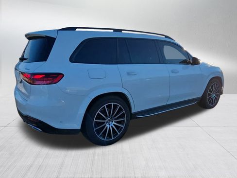 Used 2024 Mercedes-Benz GLS 450 4MATIC image 3