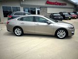 Used 2022 Chevrolet Malibu LT image 2