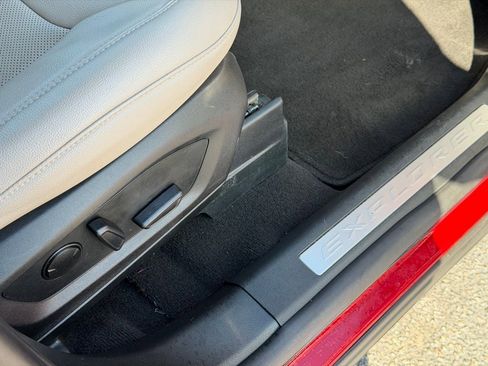 Certified 2023 Ford Explorer Limited image 19