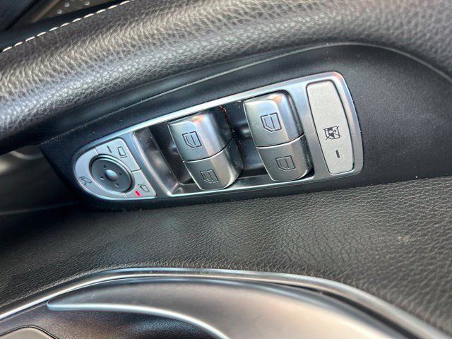 Used 2020 Mercedes-Benz E 350 Sedan image 13