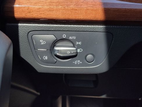 Used 2021 Audi Q5 2.0T Premium image 27