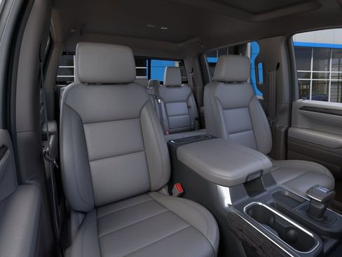 New 2026 Chevrolet Silverado 1500 LTZ w/ Z71 Off-Road Package AWD/4WD image 17