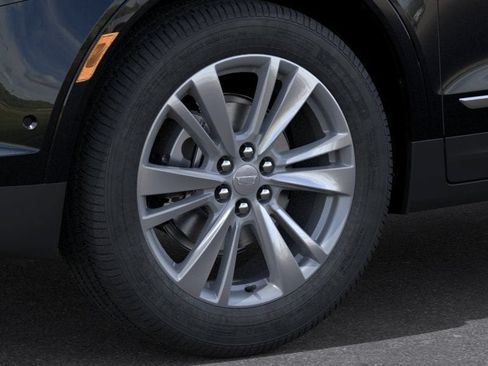 New 2026 Cadillac XT5 Premium Luxury w/ Driver Assist Package AWD/4WD image 9