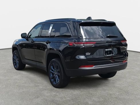 New 2026 Jeep Grand Cherokee Limited AWD/4WD image 7