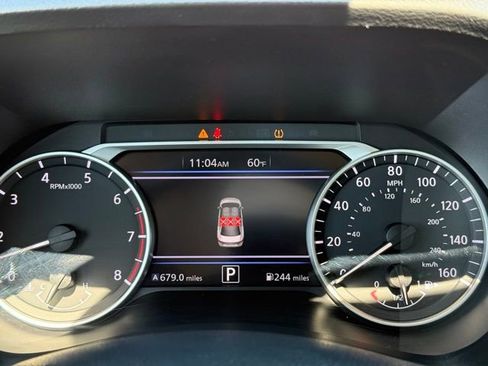 Used 2025 Nissan Sentra SV FWD image 17