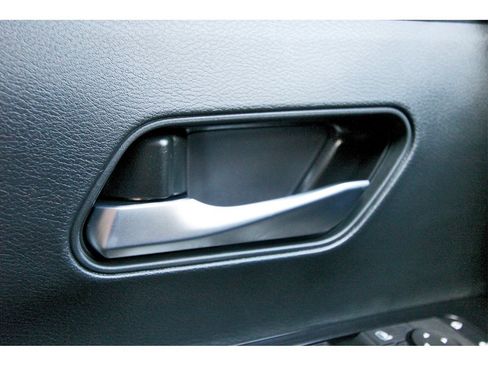 New 2026 Nissan Kicks SV image 22